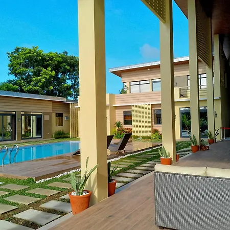 Cristina'S Holiday Home
